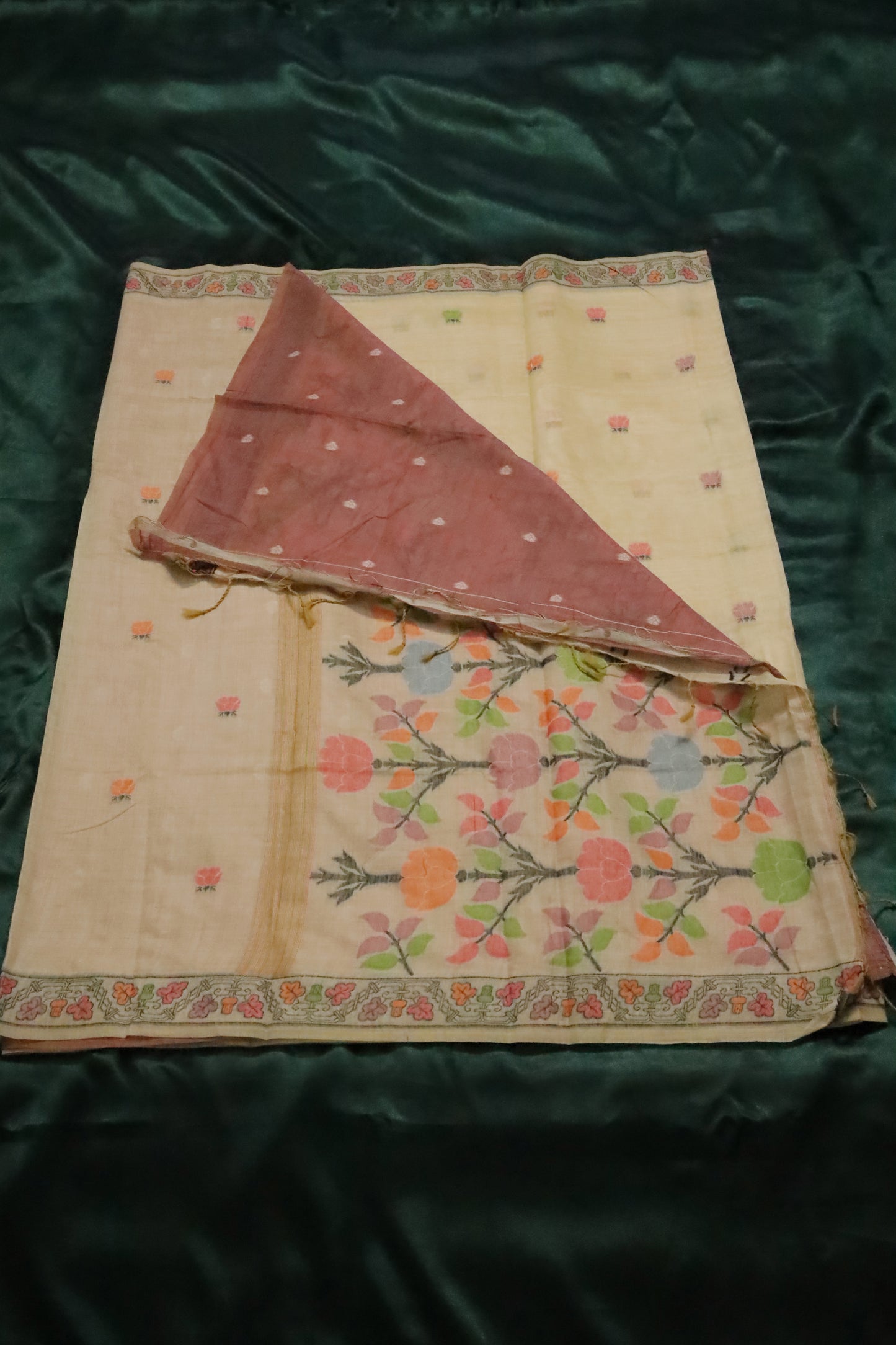 Lotus Munga Cotton Jamdani Buta Saree