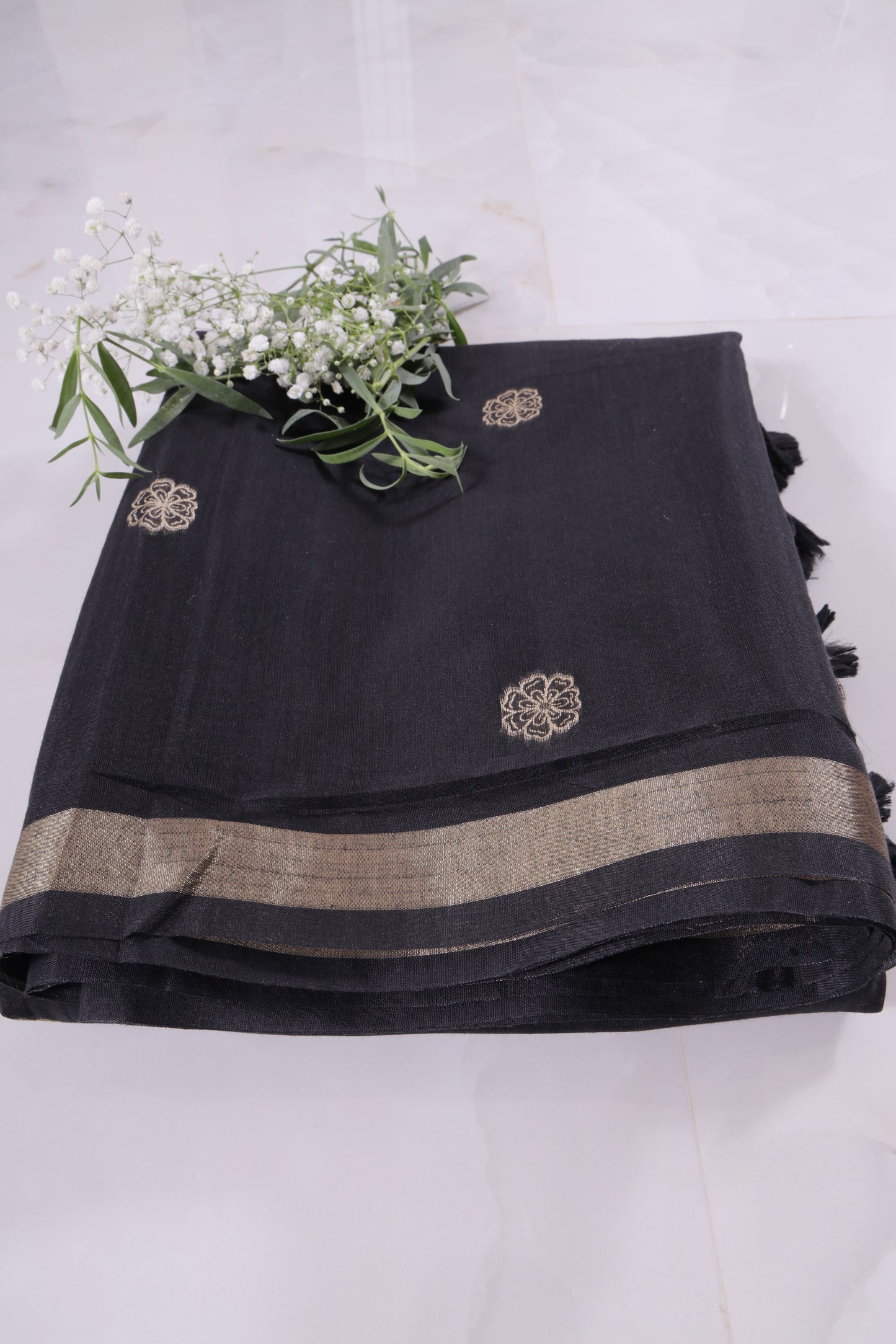 Black Floral Munga Cotton Saree