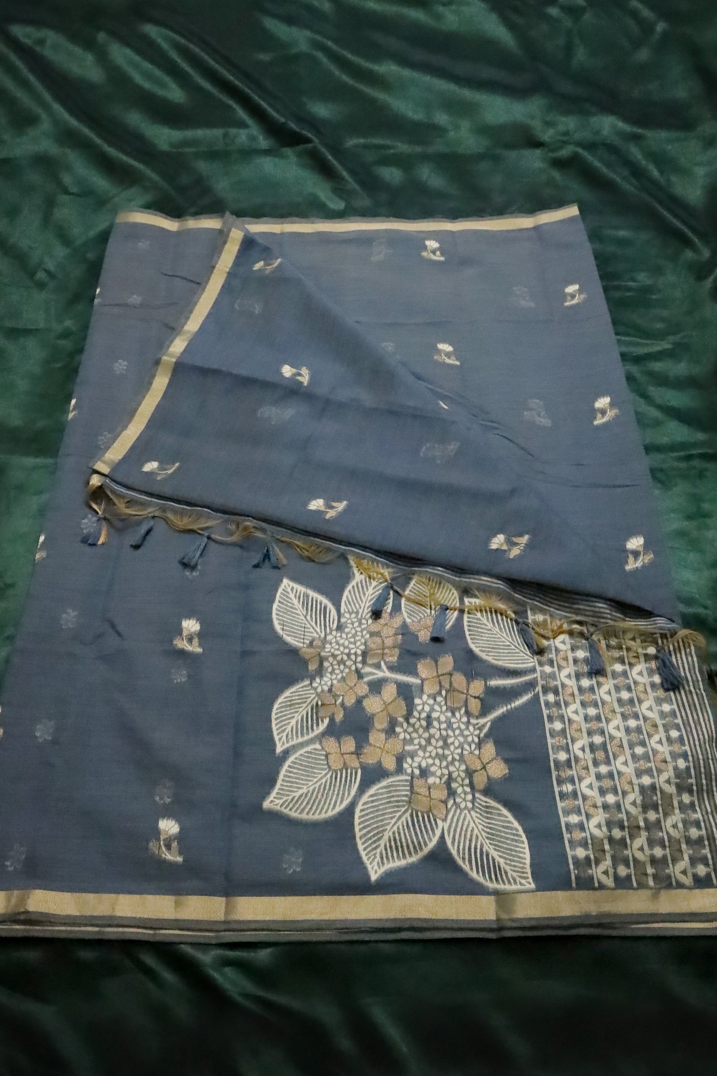 Floral Munga Cotton Saree