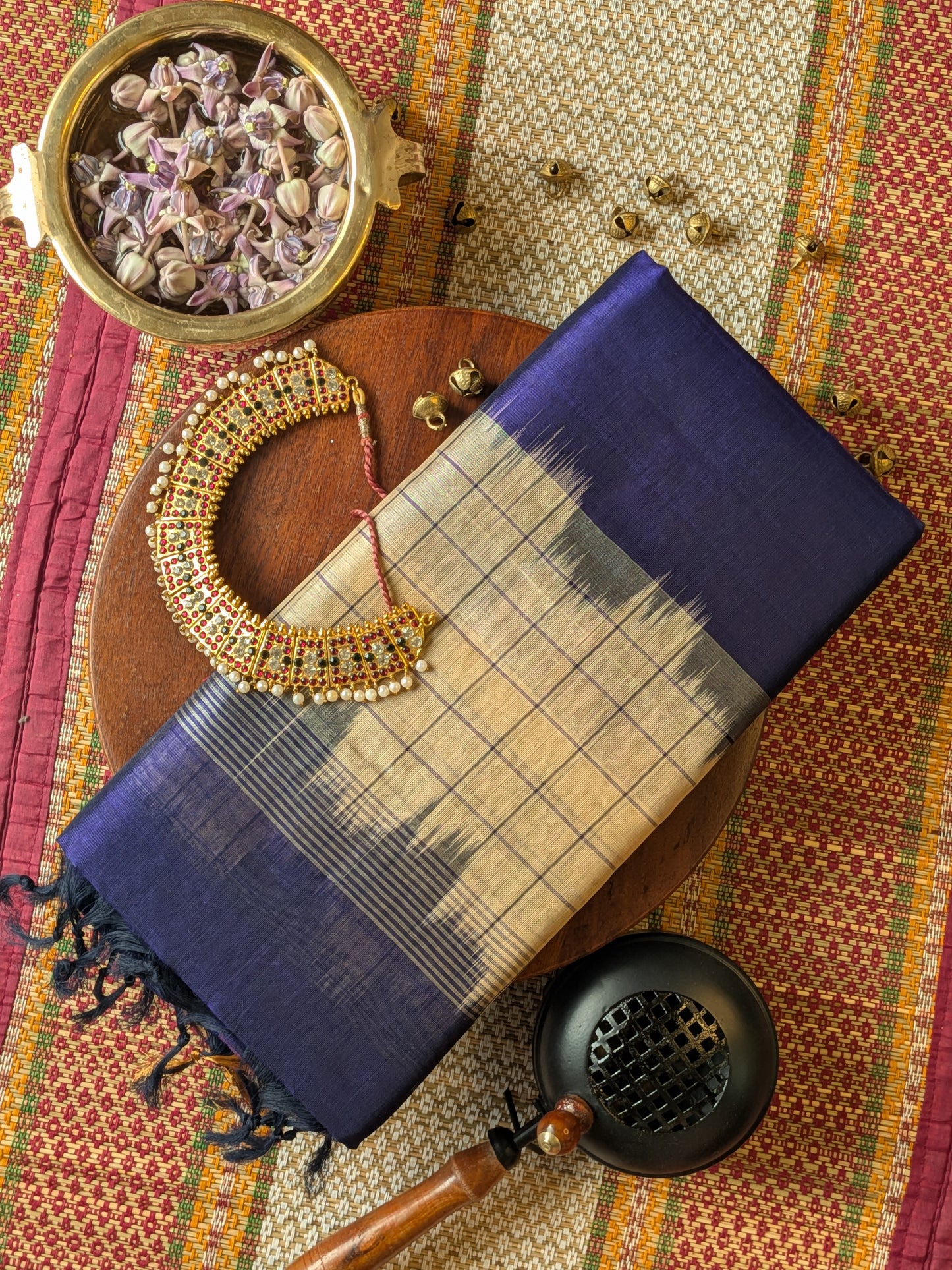 Paturu Pattu Jumping Checks- Royal blue & Off- white