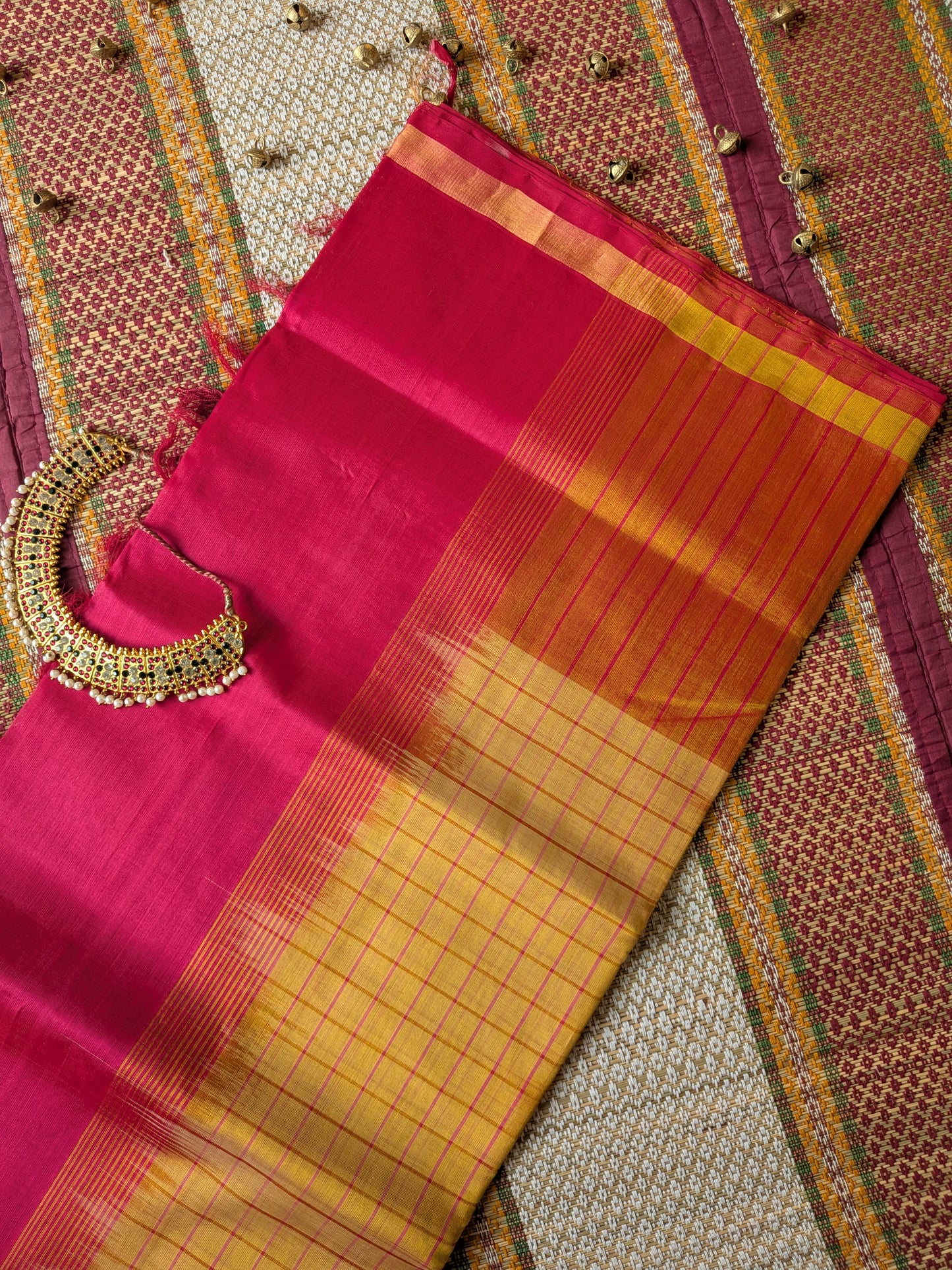 Paturu Pattu Jumping Checks Saree- Yellow & Pink