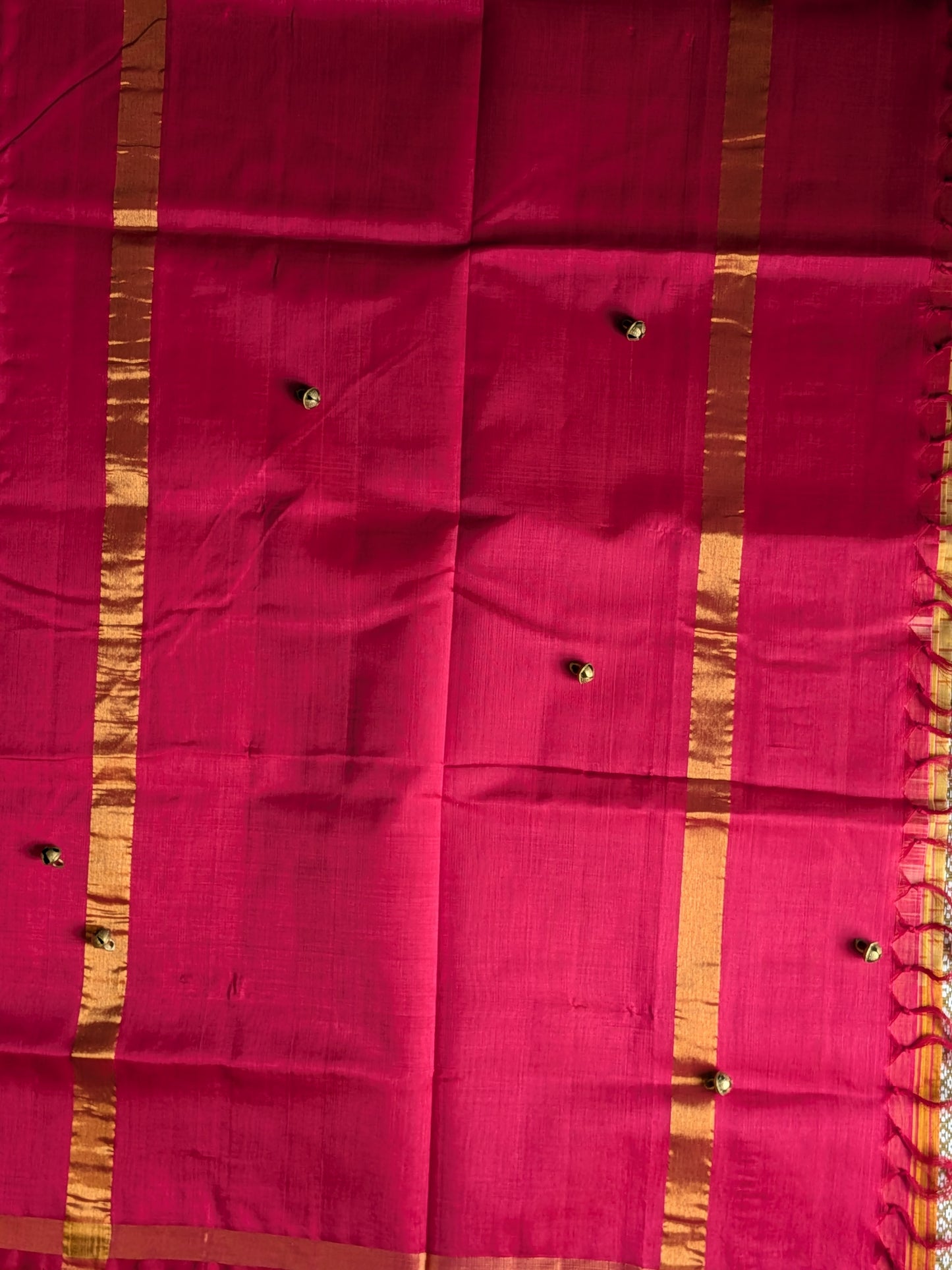 Paturu Pattu Jumping Checks Saree- Yellow & Pink