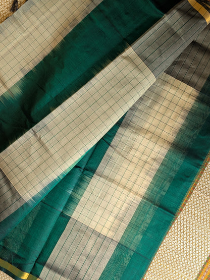 Paturu Pattu Jumping Checks Saree- Bottle Green & Off- white