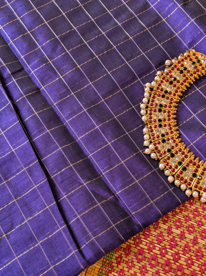 Paturu Pattu Checkered Borderless Saree- Royal Blue