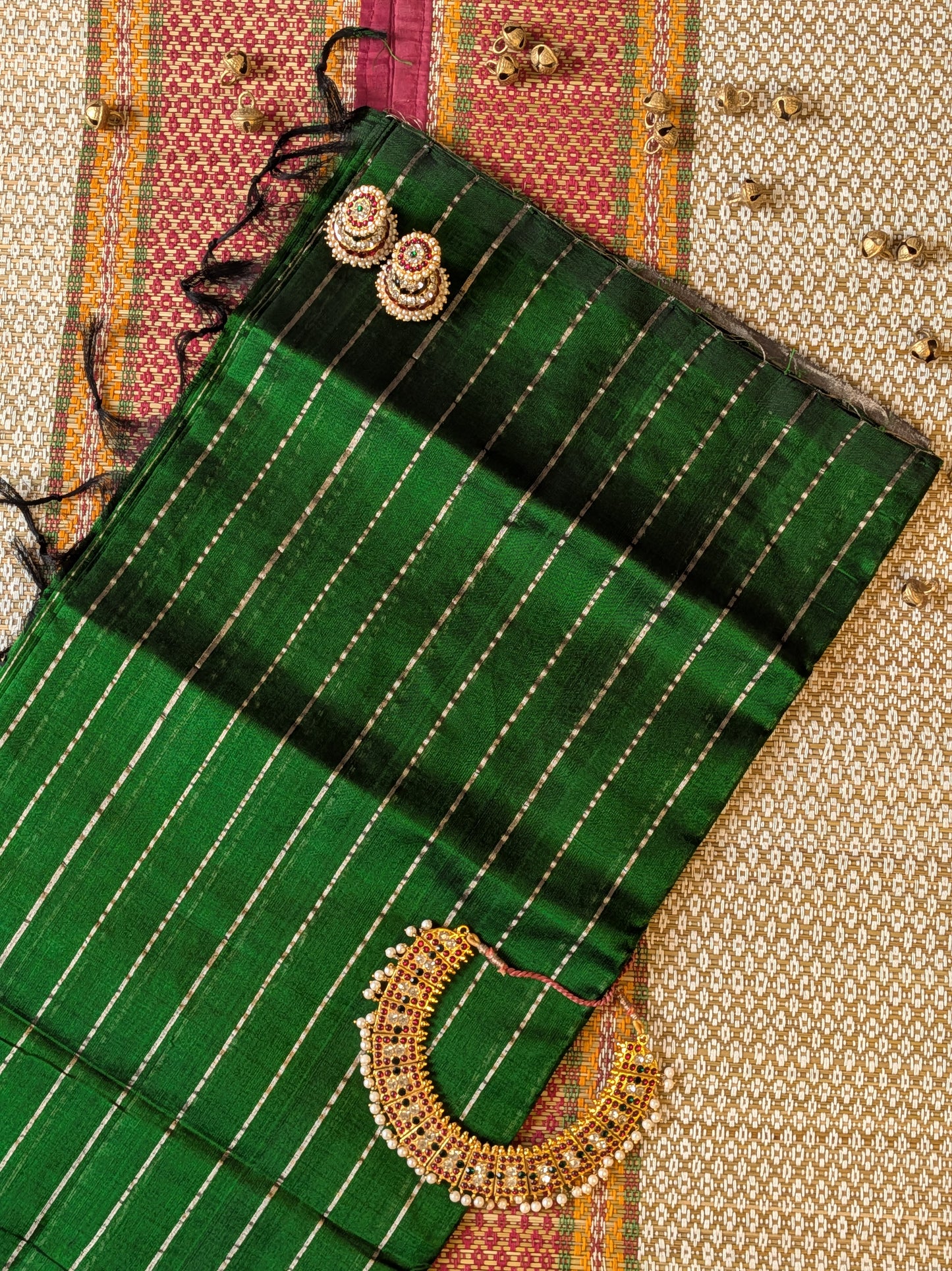 Paturu Pattu Dual Zari Metallic Stripes- Bottle Green