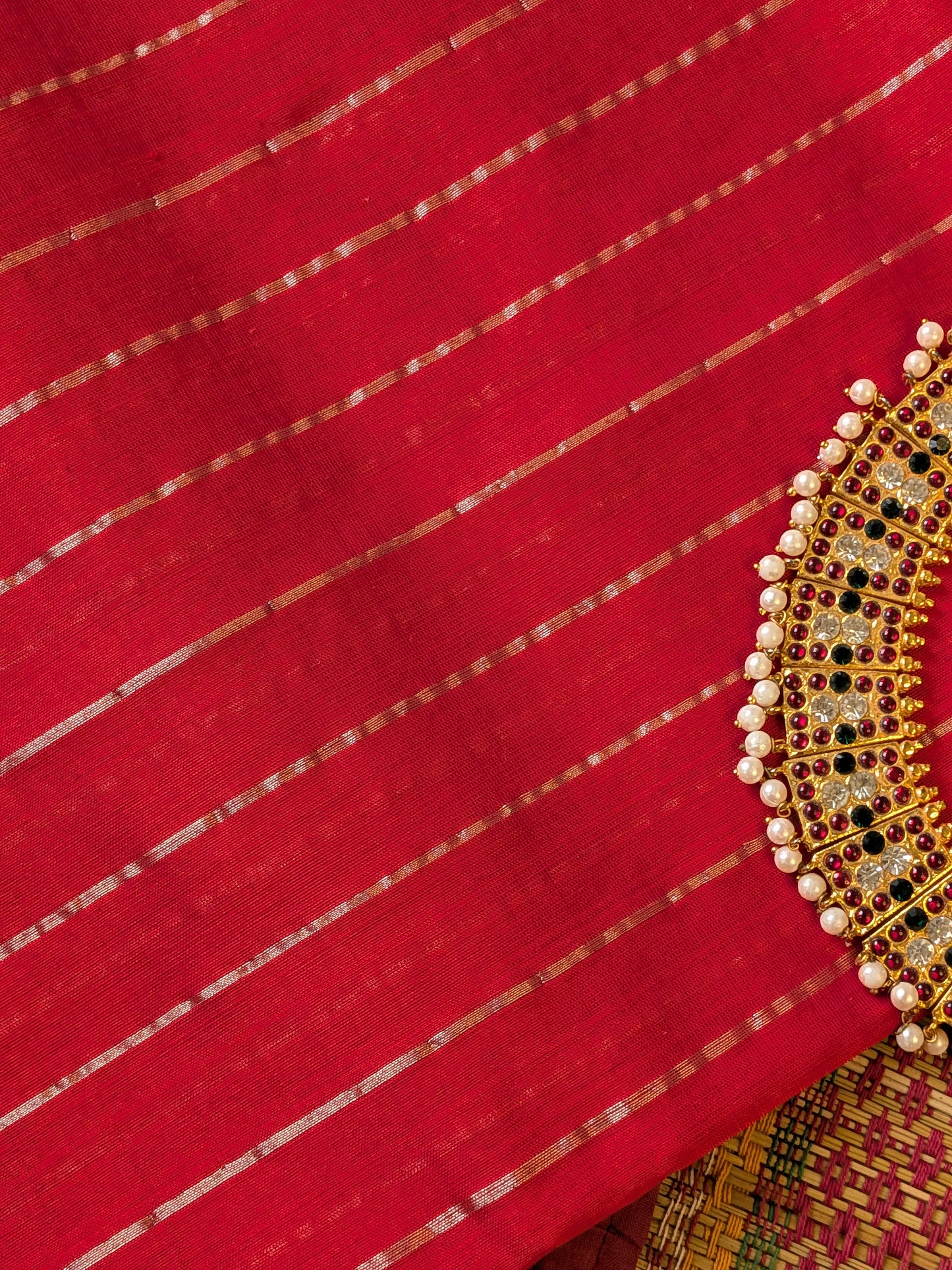 Paturu Pattu Dual Zari Metallic Stripes- Red