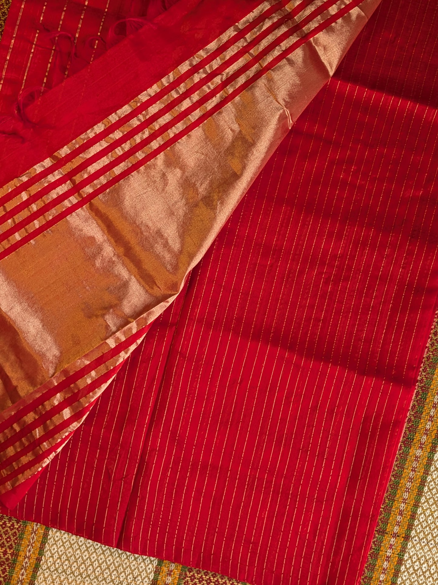 Paturu Pattu Dual Zari Metallic Stripes- Red