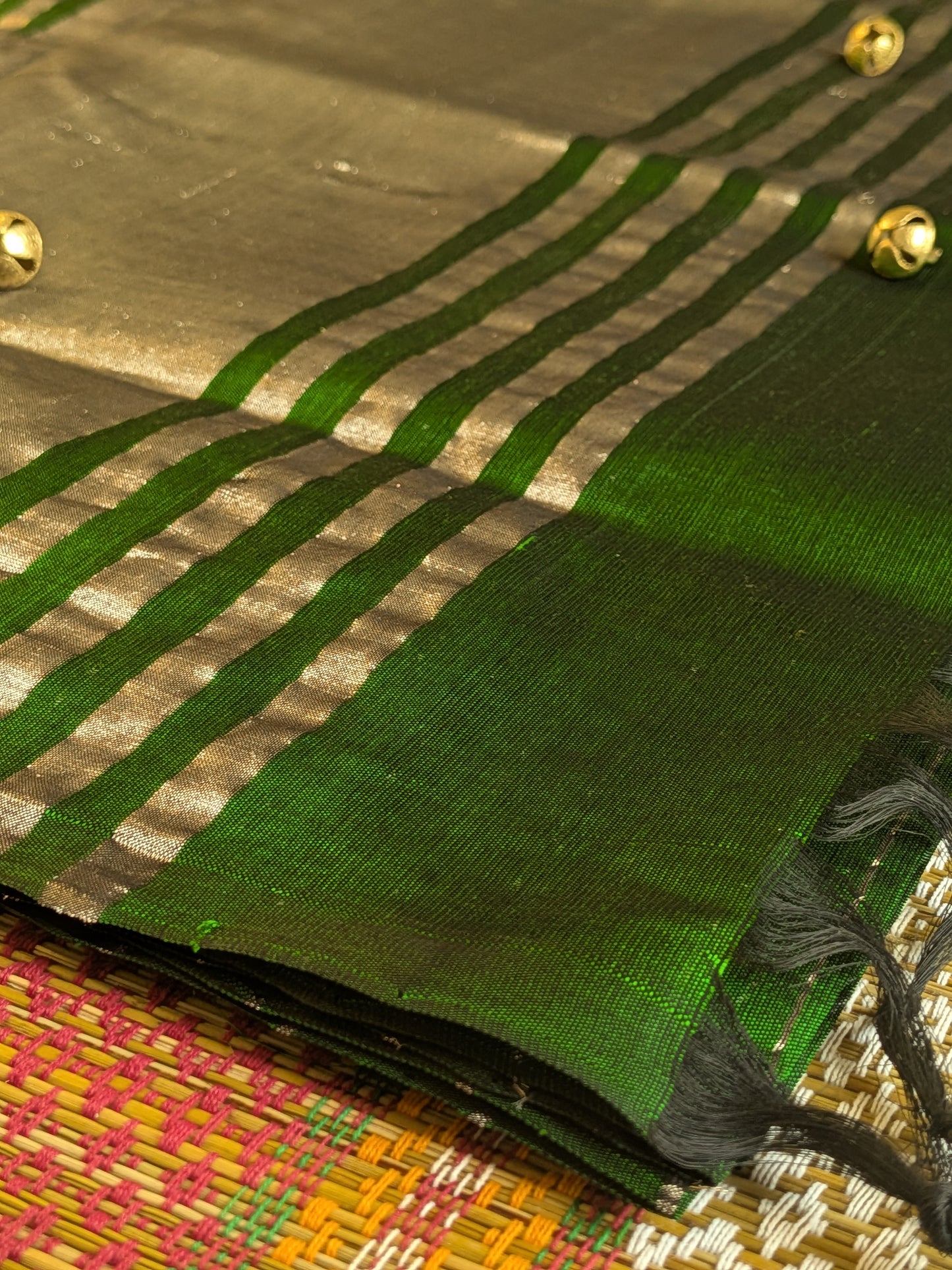 Paturu Pattu Dual Zari Metallic Stripes- Bottle Green