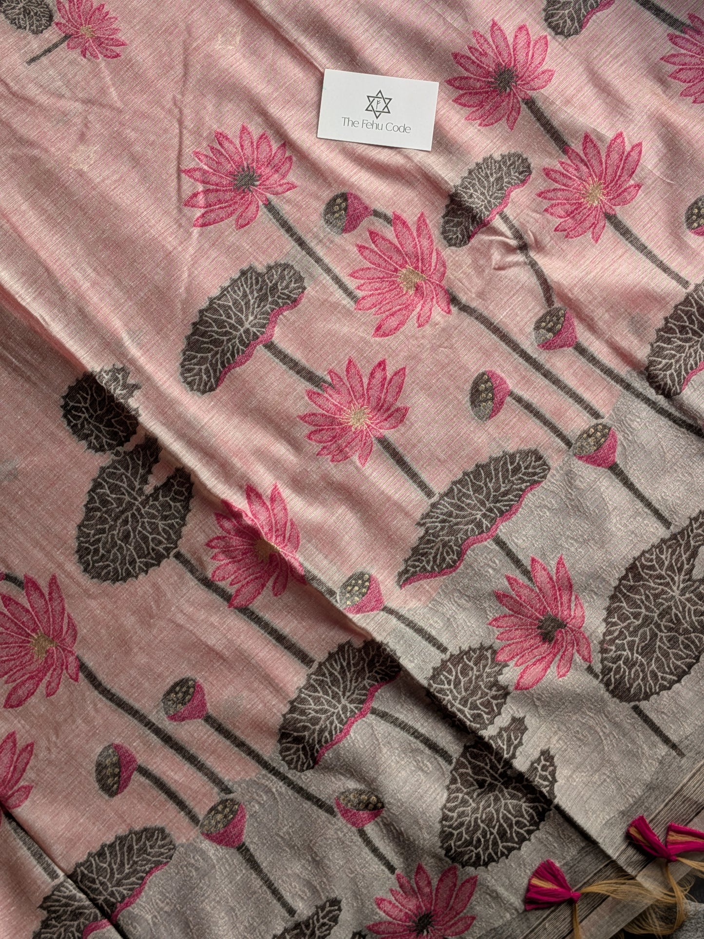 Lotus Munga Cotton Jamdani Buta Saree