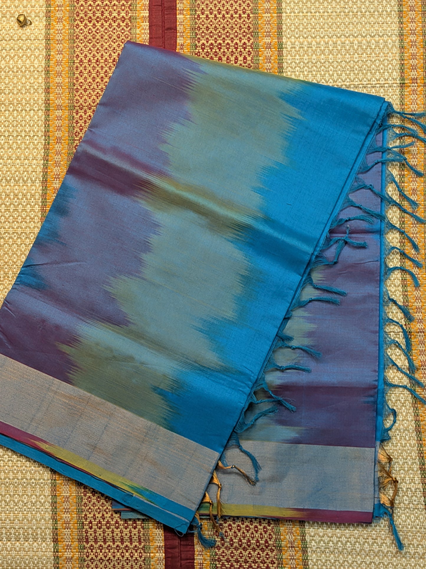 Paturu Ikkat Cotton by Pattu Saree