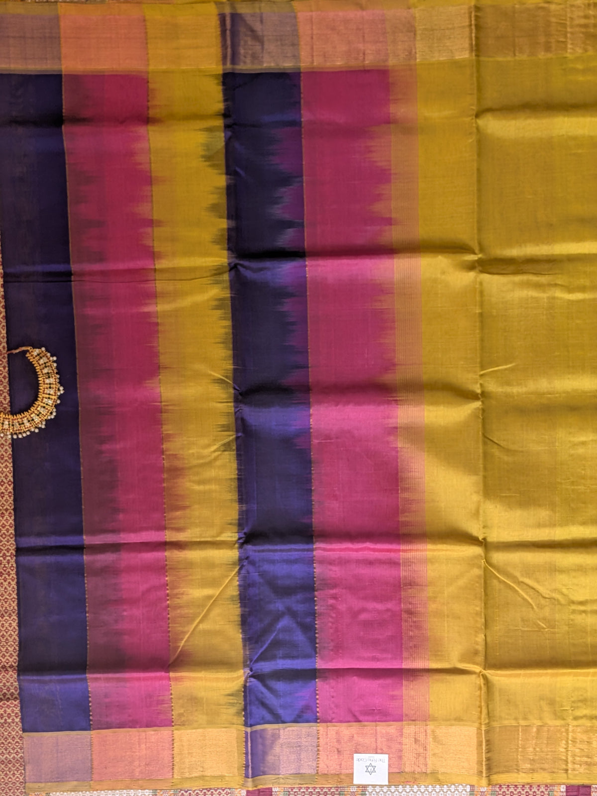 Paturu Ikkat 3 Colour Saree