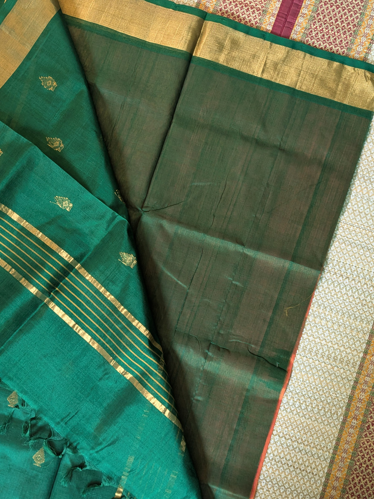 Paturu Pattu Buta Saree