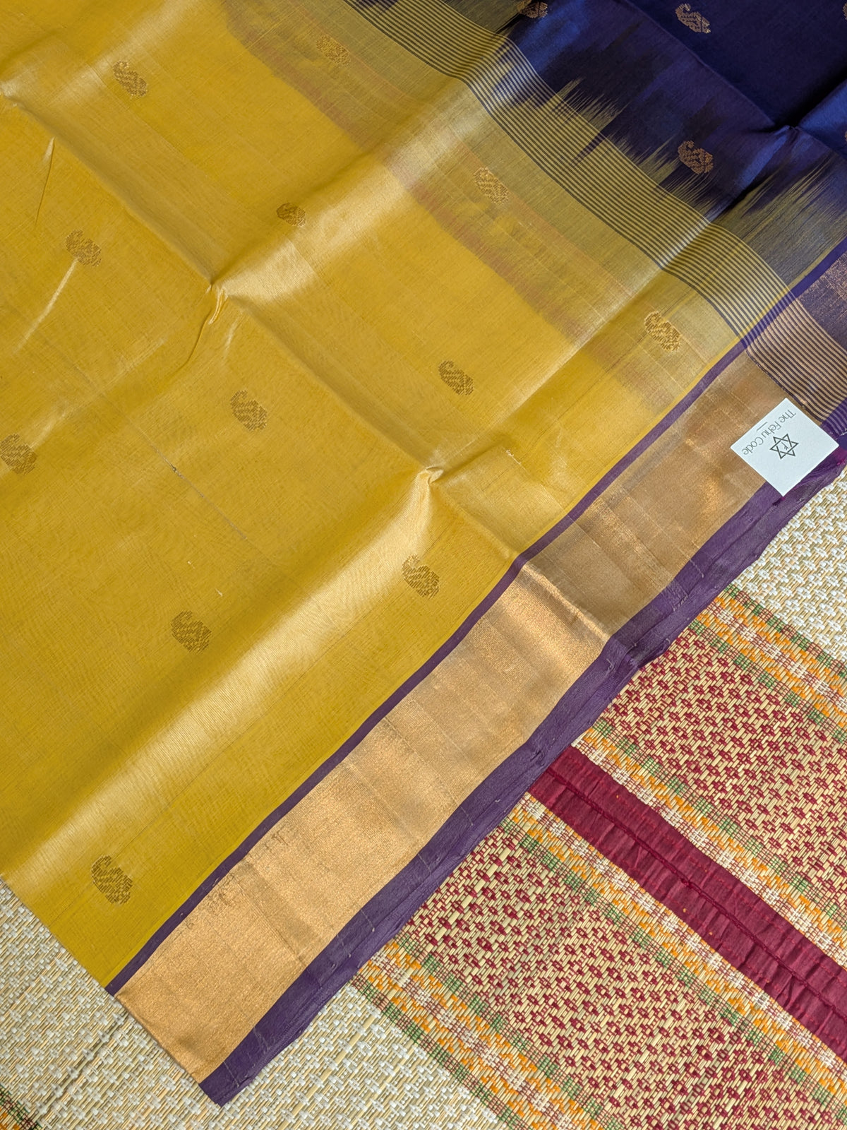 Paturu Pattu Buta Saree
