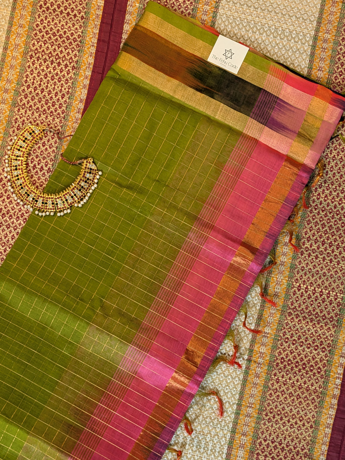 Paturu Pattu Checks- 2 Ikkat Border