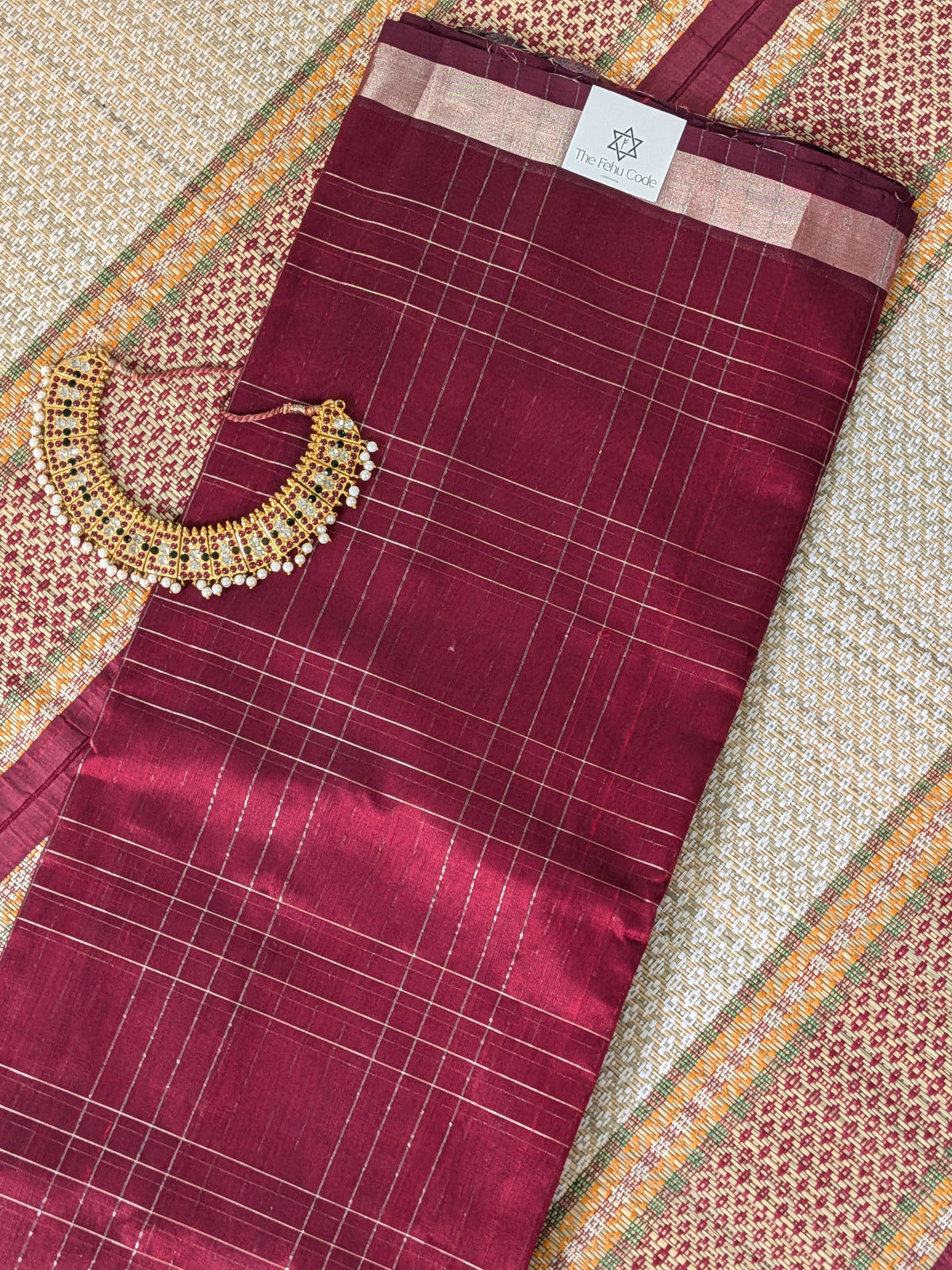 Paturu Pattu Special Checks Saree