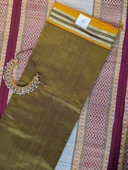 Paturu Plain Geometric Border Saree