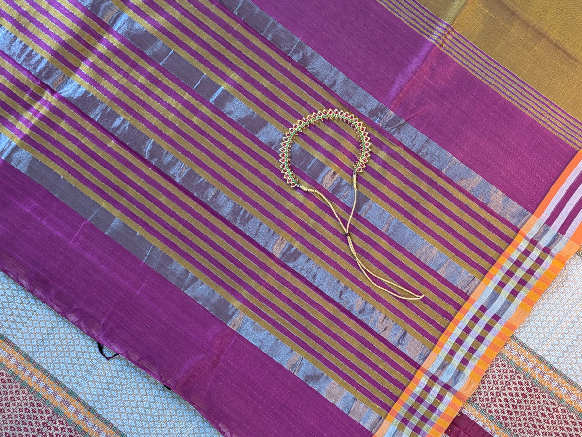 Paturu Plain Geometric Border Saree