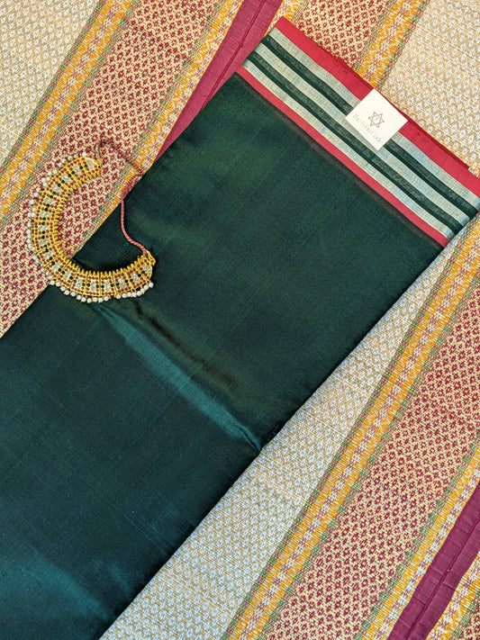 Paturu Plain Geometric Border Saree