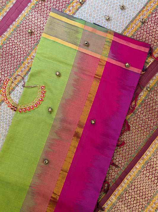 Paturu Pattu Semi Silk Saree- Ikkat Pallu
