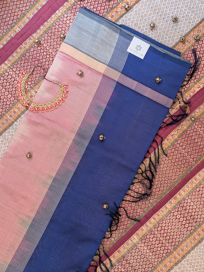Paturu Pattu Semi Silk Saree- Ikkat Body