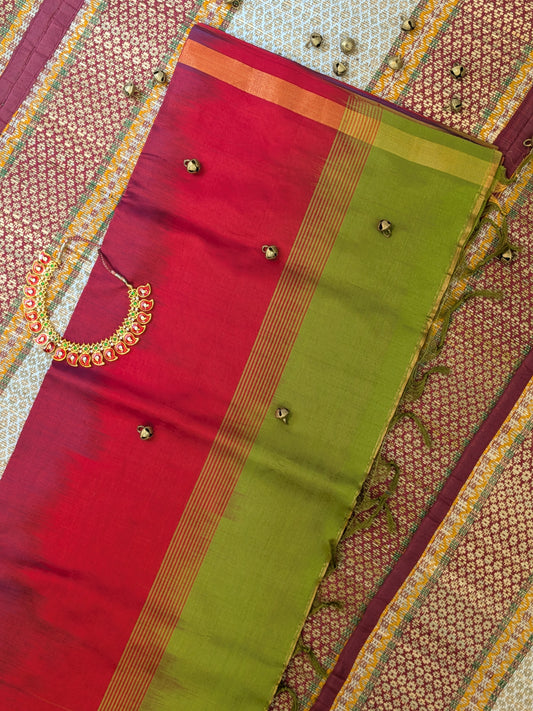 Paturu Pattu Semi Silk Saree- Ikkat Body