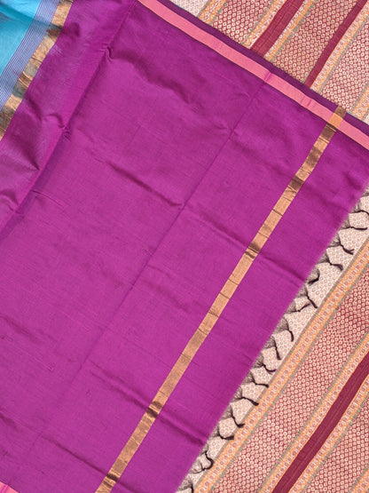 Paturu Pattu Semi Silk Saree- Ikkat Body
