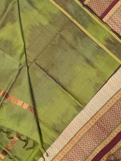 Paturu Pattu Semi Silk Saree- Ikkat Pallu