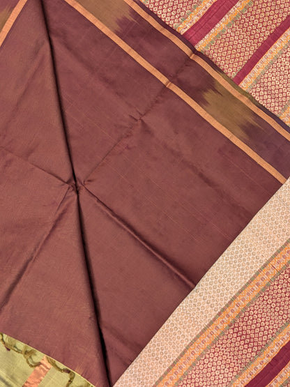 Paturu Pattu Semi Silk Saree- Ikkat Pallu