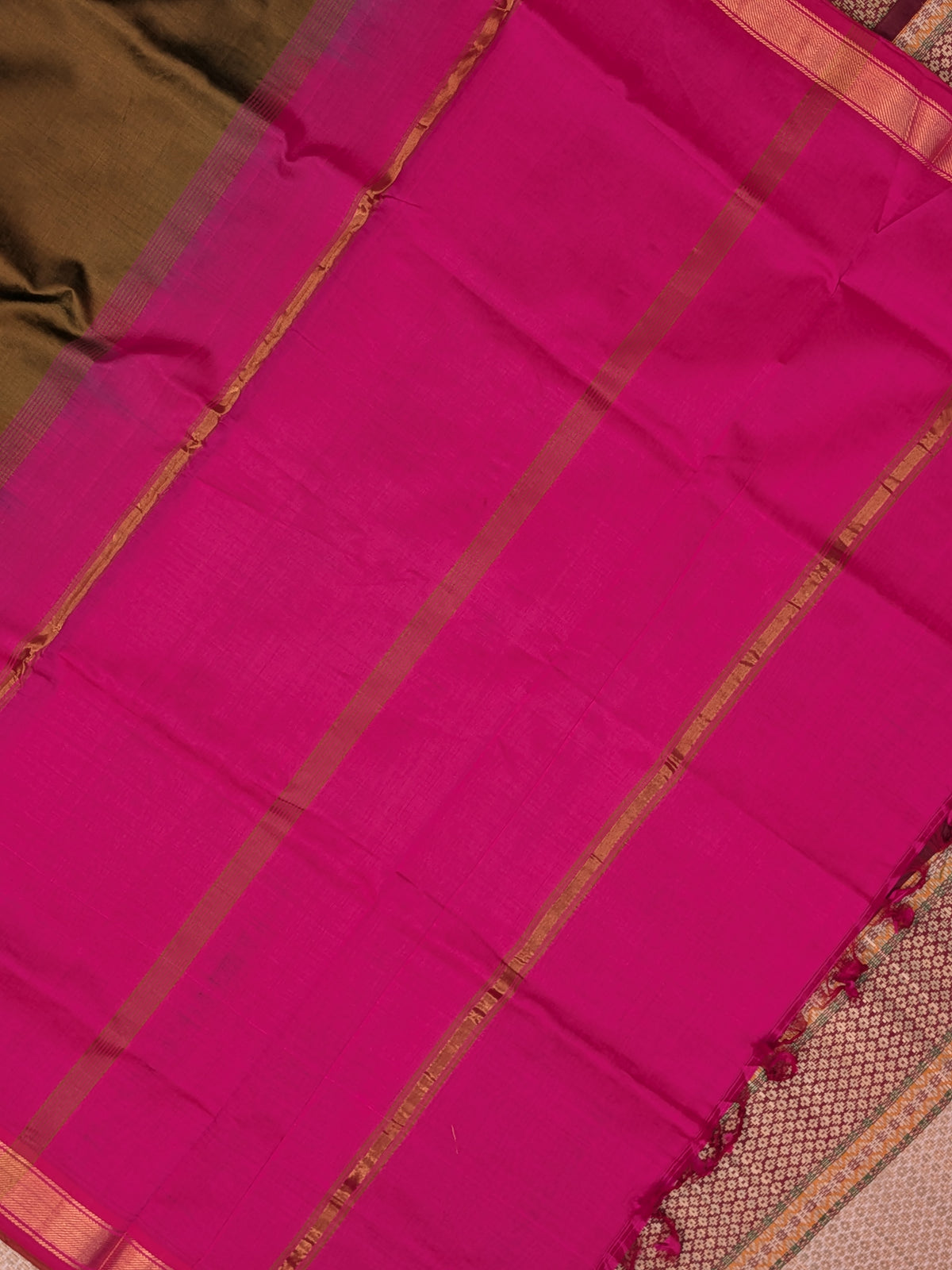 Paturu Pattu Semi Silk Saree